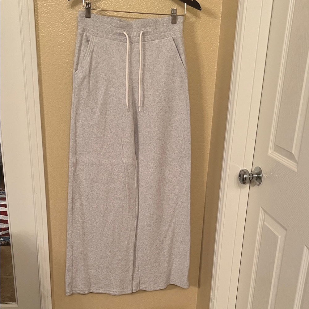 Gilly Hicks Light Gray Maxi Pants